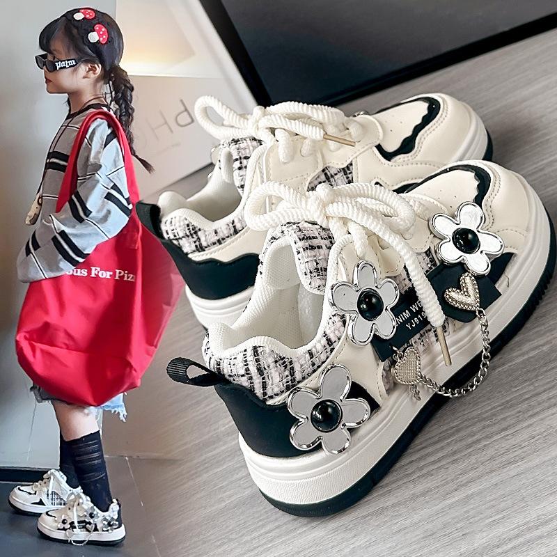 Girls' Sneakers2026New spring and autumn collection: fashionable soft-soled sneakers for children, white casual shoes suitable for both younger and