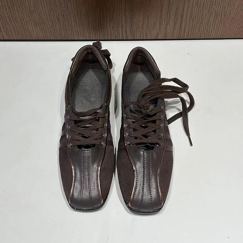 Версия из овчины~ 2025 новые французские балетки с квадратным носком в стиле ретро, женская универсальная повседневная обувь