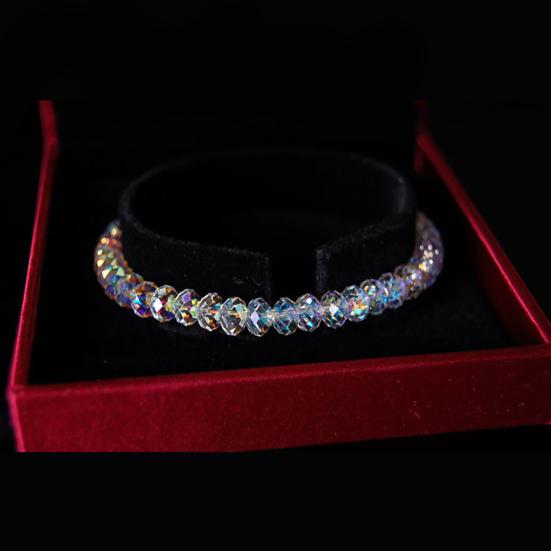 Элегантный браслет Тонкая работа Нежный блестящий