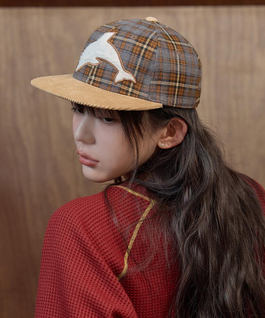 WAIKEI Flannel Check Dolphin Cap Brown