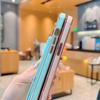 Подходит для чехла на мобильный телефон iphone17pro Яблоко полый сердечко + подставка браслет новый 15 Apple 16promax