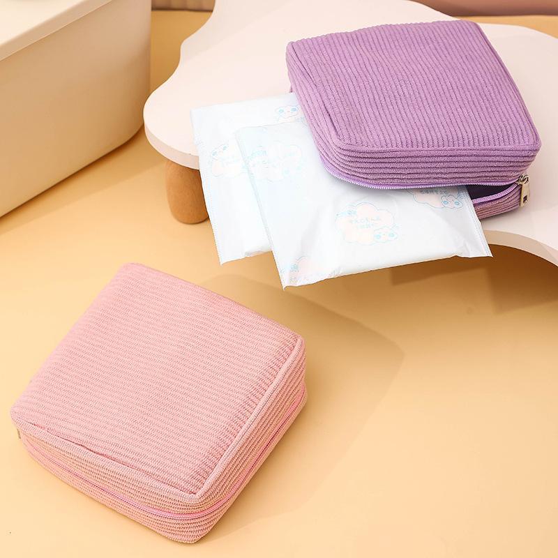 N$ Corduroy Sanitary Napkin Storage Bag Soft Surface Secure Zipper For Daily Use Travel Purse Organizer