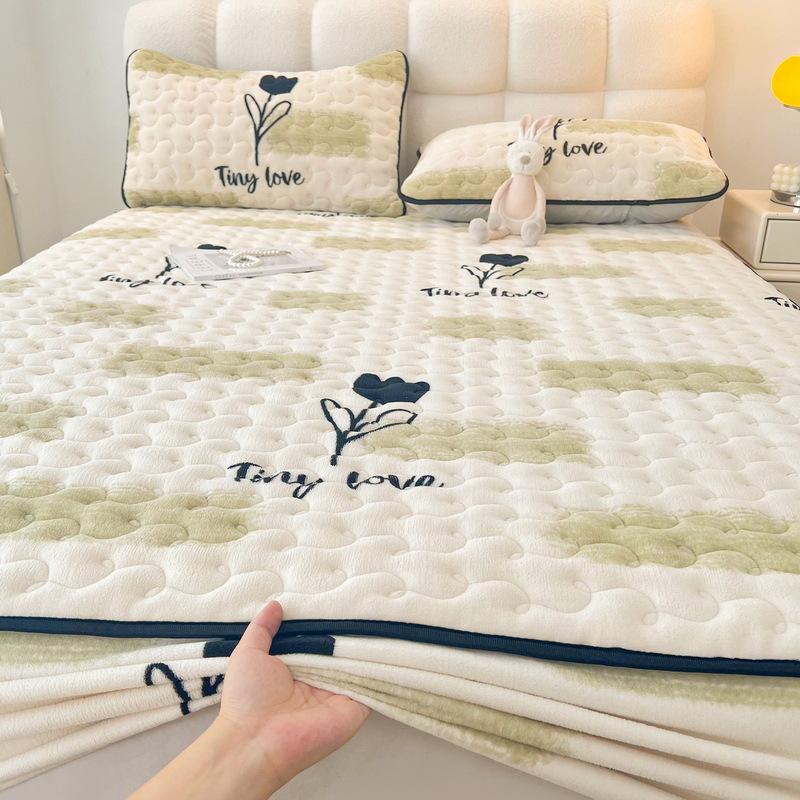 New Soybean Antibacterial Class a Milk Fiber Fitted Sheet Quilted Bedspread Non-Slip Household Dustproof Protective Cover Thickened Mattress
