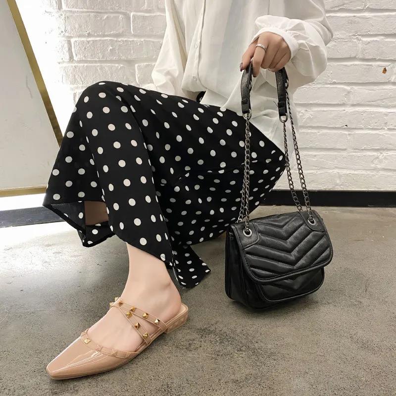 Офисные женские летне-осенние нескользящие тапочки большого размера Baotou, женские весенние однотонные туфли на низком каблуке со стразами