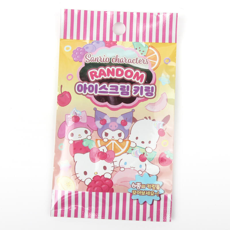 Набор из 24 случайных брелоков-мороженого Sanrio