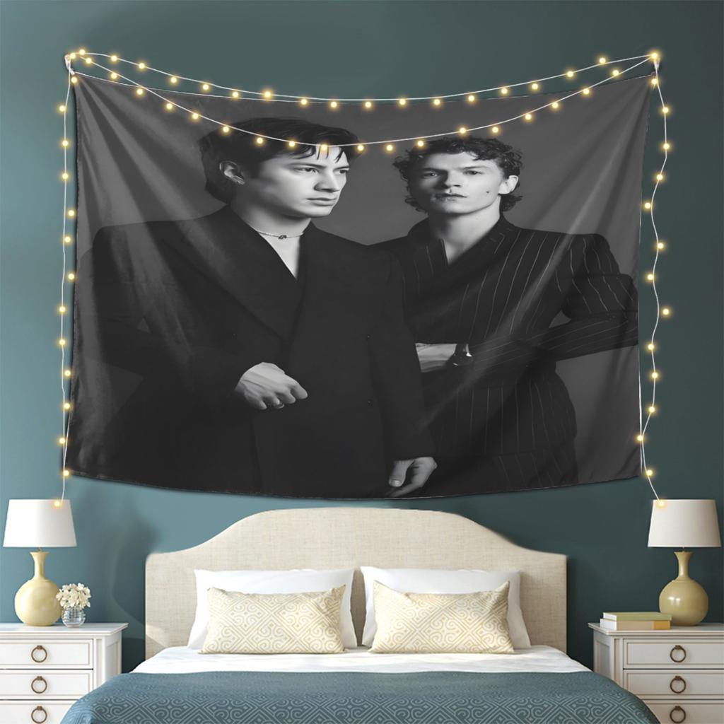 VIKAMA Elegant Monochrome Portrait Tapestry Has Added A Sophisticated Vibe Ideal For Elevating Bedroom Living Room