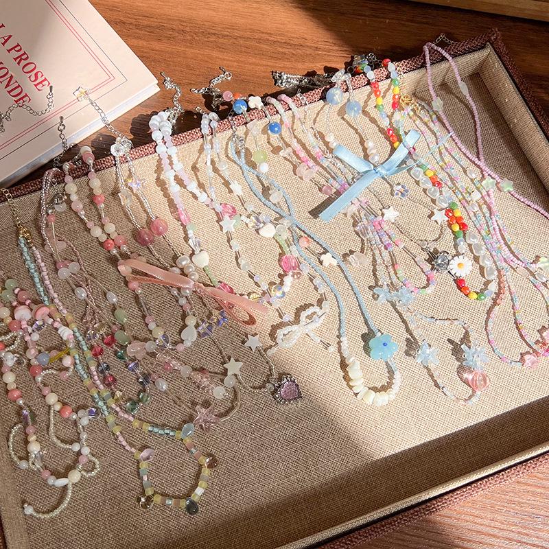 Сладкое дофаминовое ожерелье из бусин: Трендовый чокер с сердечком, цветком и бантом