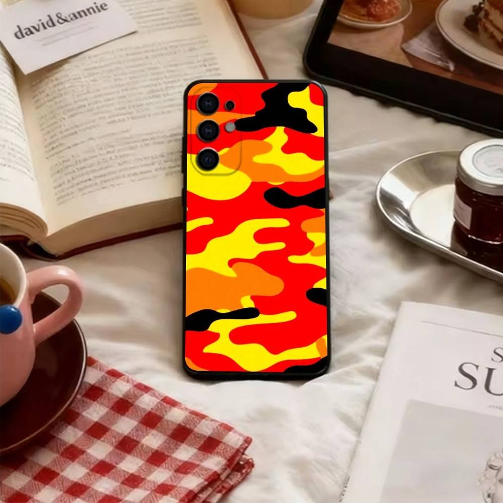 Bright Camouflage Pattern Phone Case Soft black For Samsung S25,S24,S21,S22,S23,S30,Ultra,S20,Plus,Fe,Lite