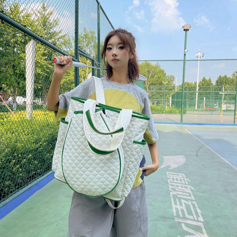Tennis and badminton fashion shoulder bag, large-capacity multifunctional travel storage bag, lightweight outdoor sports backpack