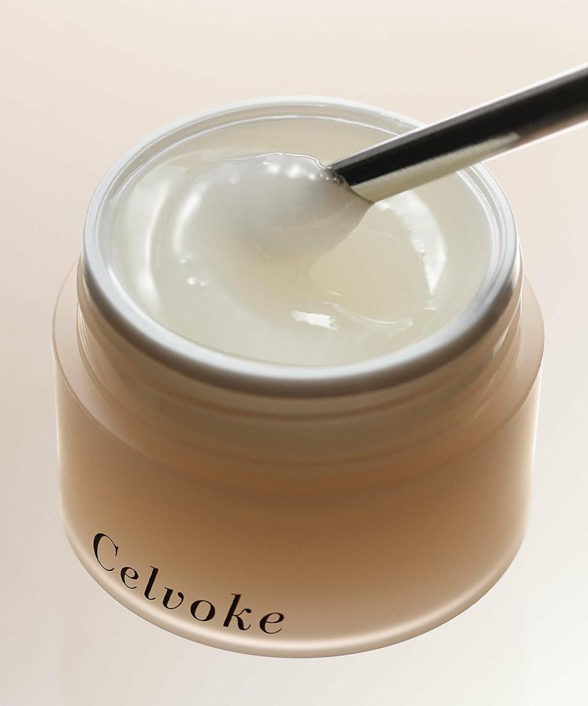 Celvoke Ароматическая маска-вуаль для губ, Спокойный древесный аромат