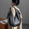 New Niche Minimalist Tote Advanced Large-capacity Commuter Single Shoulder Underarm Bag Fashion Trend Soft Bag MIT