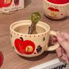 Керамическая кружка «Девочка с яблоками»