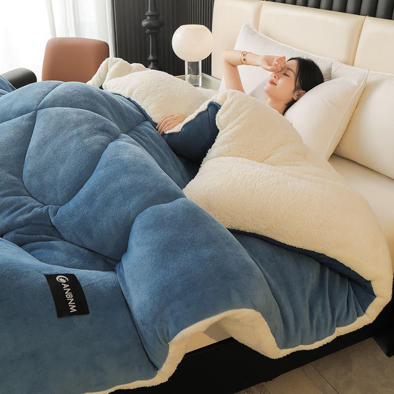 Теплый зимний стеганый одеяло из шерсти ягненка и набор с плюшевым пододеяльником - Уютное флисовое одеяло для общежитий и одиночных комнат
