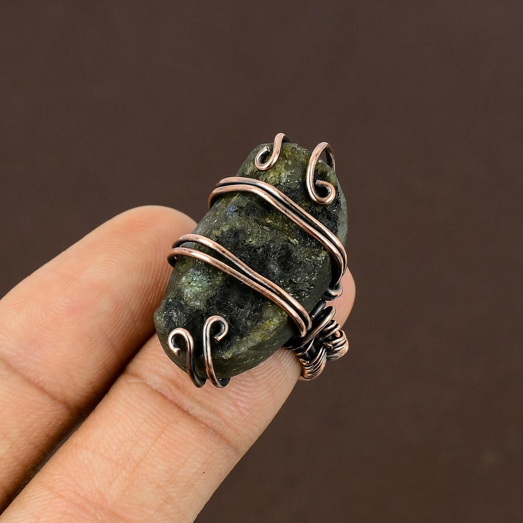 Кольцо из медной проволоки ручной работы, натуральный грубый лабрадорит, размер 4 o6n51