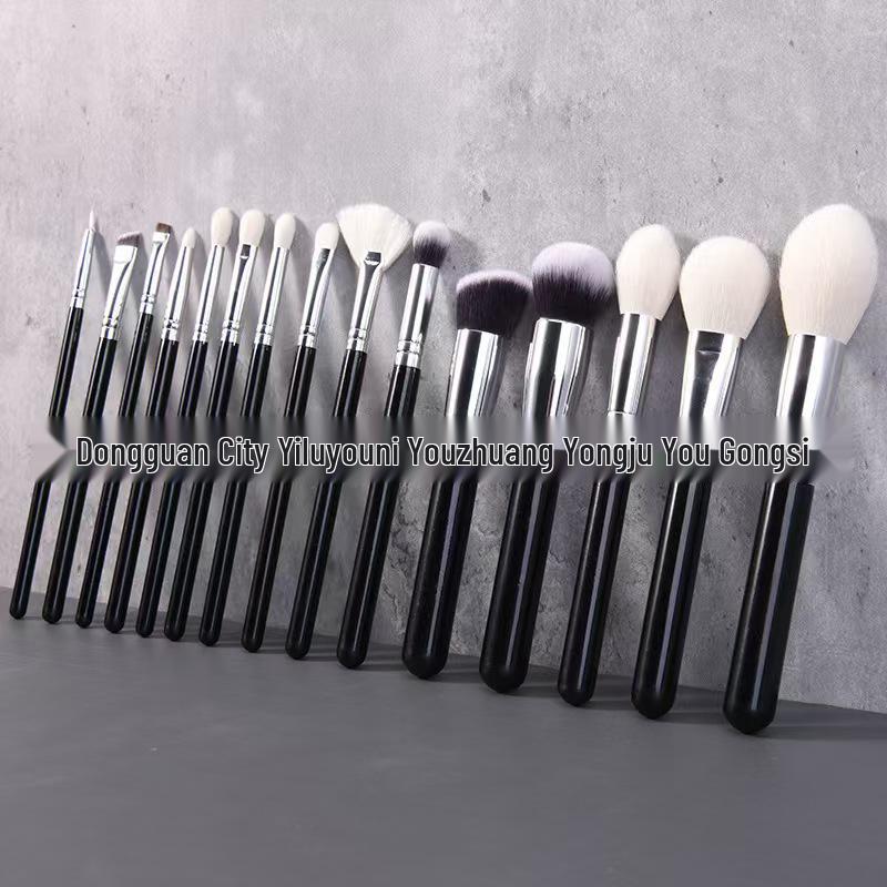 15-Piece Animal Hair Makeup Brush Set: Loose Powder, Eyeshadow, Foundation Brushes