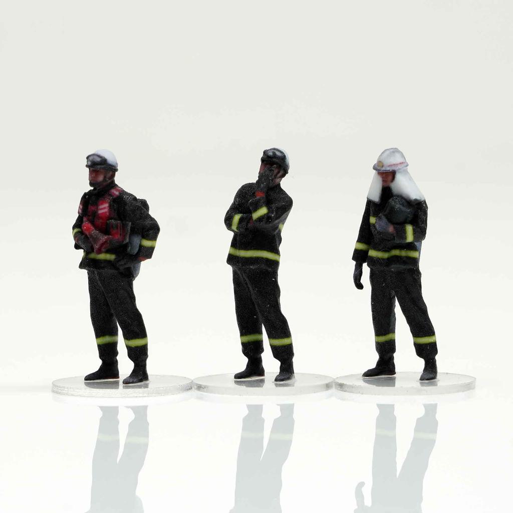 Figreal 1/64 Firefighter 004 3-piece Set