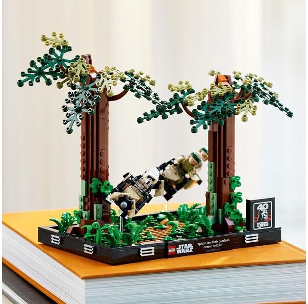 LEGO Star Wars 75353 Диорама: Преследование на боевом корабле по Эндору