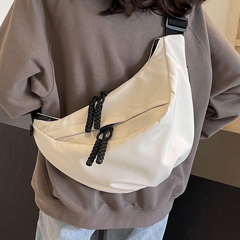 Trendy Gender-neutral Dumpling Bag For Women Stylish Casual Shoulder Bag In Soft Fabric