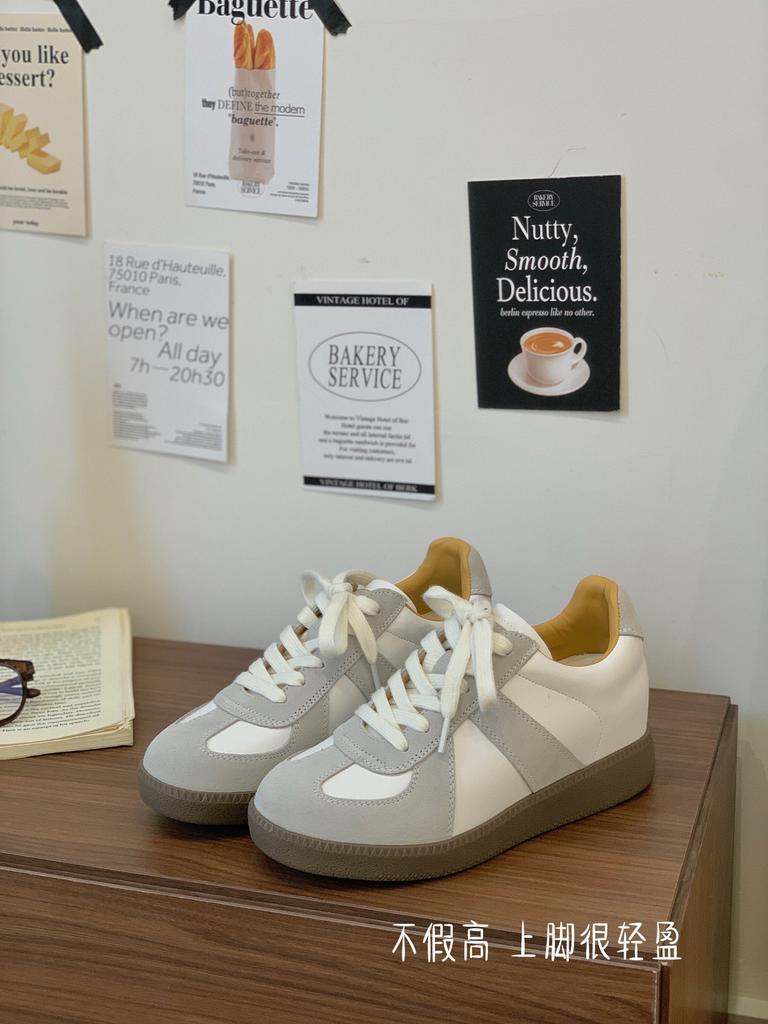 Повседневная женская обувь весна и осень 2025 новая обувь женская трендовая универсальная нишевая на плоской подошве спортивная обувь с чувством дизайна обувь для пары