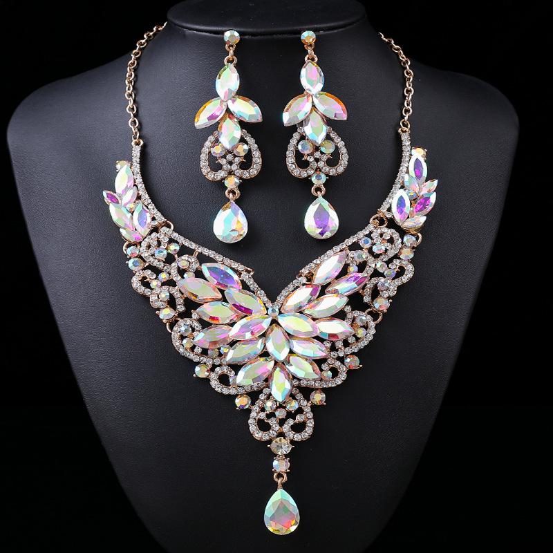 Преувеличенный ретро набор ожерелий с кристаллами и драгоценными камнями - Европейские и американские украшения для женщин