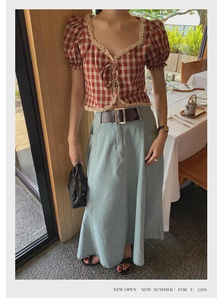 Женский топ 2023 года в французскую клетку со шнуровкой и оборками с квадратным вырезом