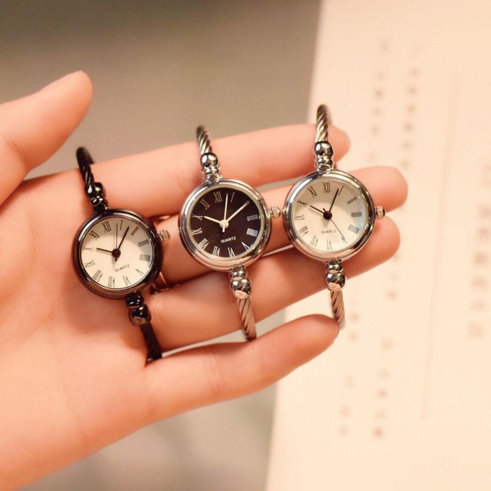 Retro Quartz Watch Luxury Wristwatch Chain Watches Fashion Bangle Bracelet Women