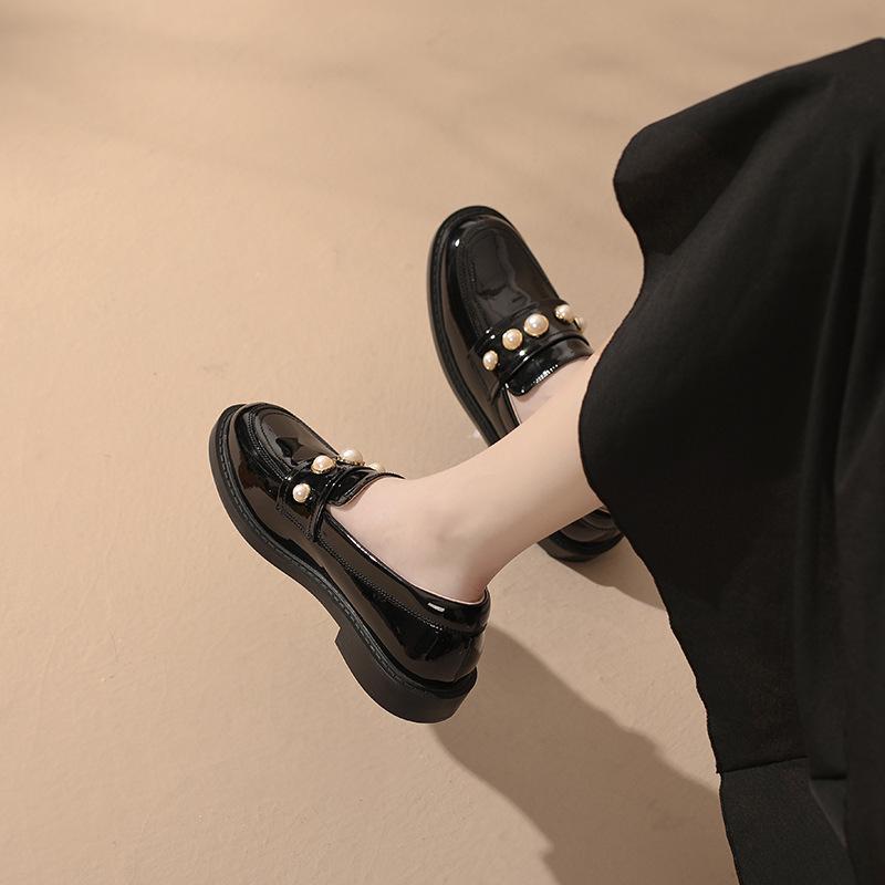 Pearl Women's Thick Heel Leather Shoes - French and British Style, Low Heel, Spring & Autumn Collection, 2022