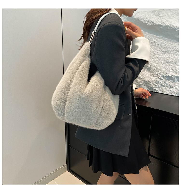 Незаменимая вещь для осенне-зимней моды! Вместительные женские сумки Mao Mao, интерпретирующие ленивые тенденции