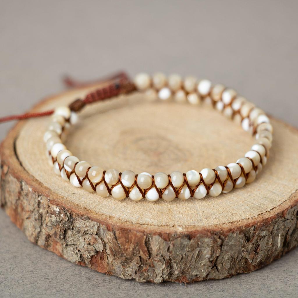 Браслет из перламутра, 4 мм, двухрядный из натурального камня
