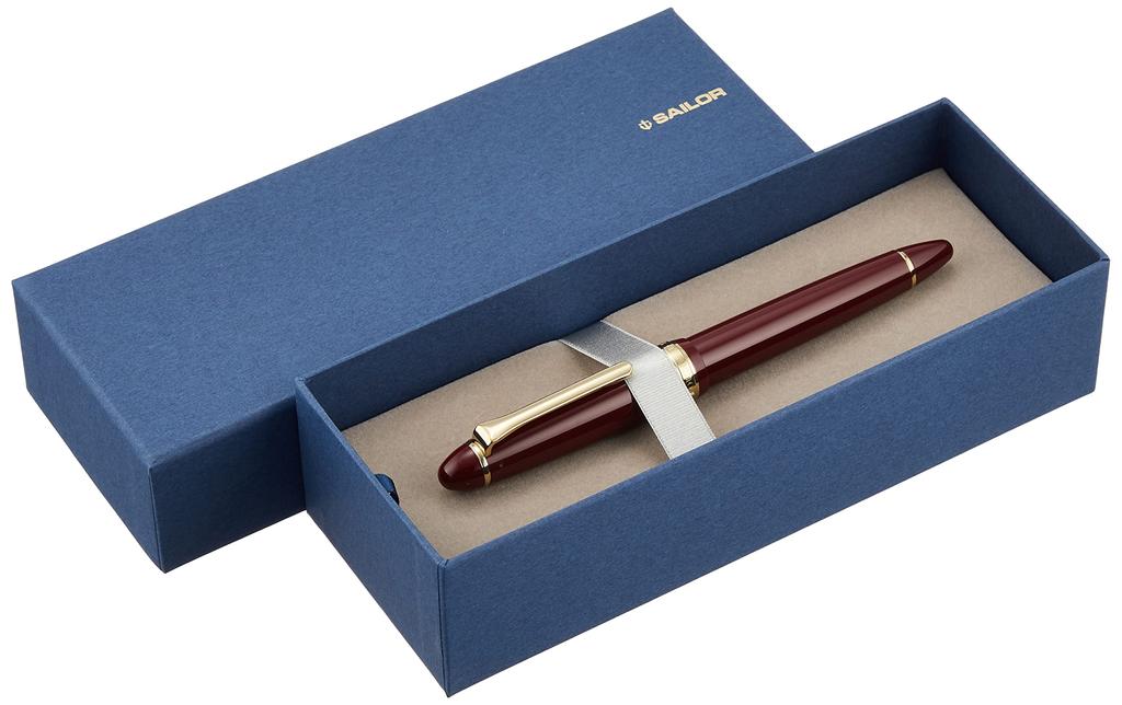 Sailor fountain pen Profit Casual Золотая отделка Красная музыка 11-0570-930