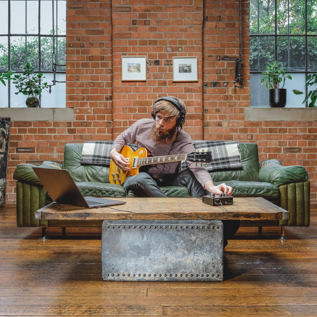 Audient Audient-совместимый аудиоинтерфейс «iD4mkII» 2 входа/2 выхода USB3.0 []