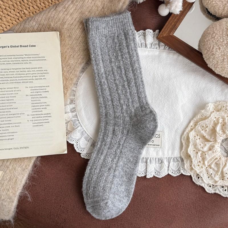 Seasonal Thick Needle Socks, Piles Of Socks, Thick Warm Socks, Boneless Solid Color Thick Socks, Sleeping Socks