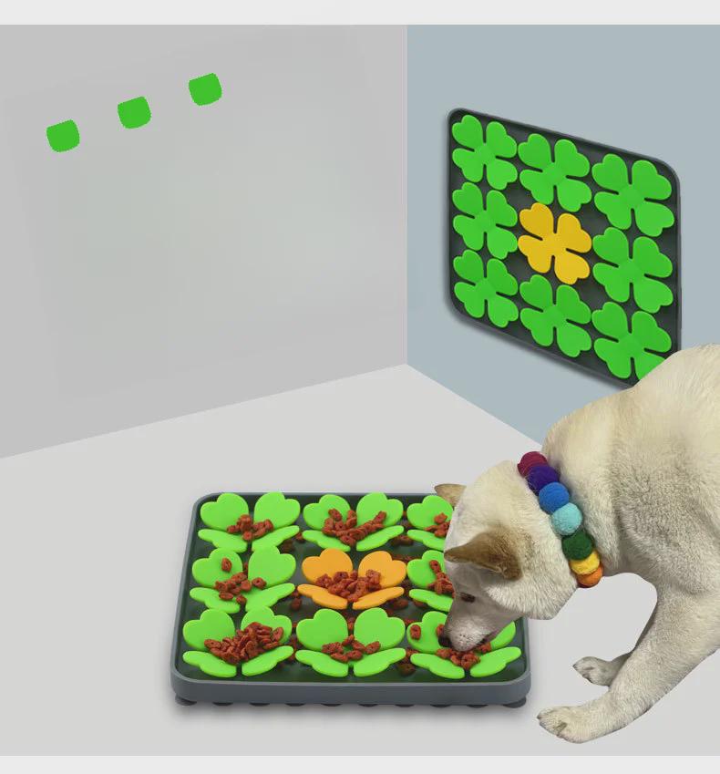 Pet Slow Feeder & Licking Mat - силиконовый коврик для собак и кошек