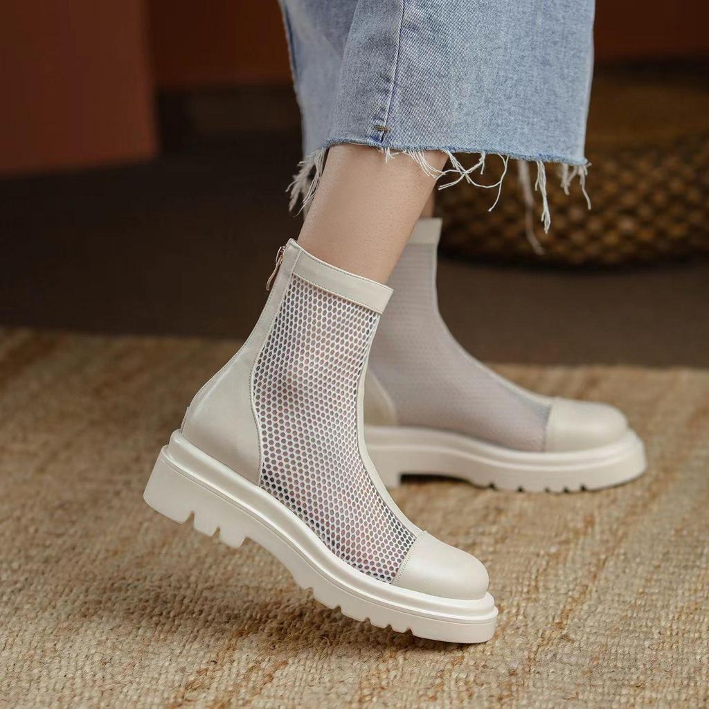 Летние ботинки из натуральной кожи. Дышащие женские сандалии. Тонкие сетчатые сапоги. Мягкая подошва средней длины. Классные французские полые ботинки. Одинарные ботинки.