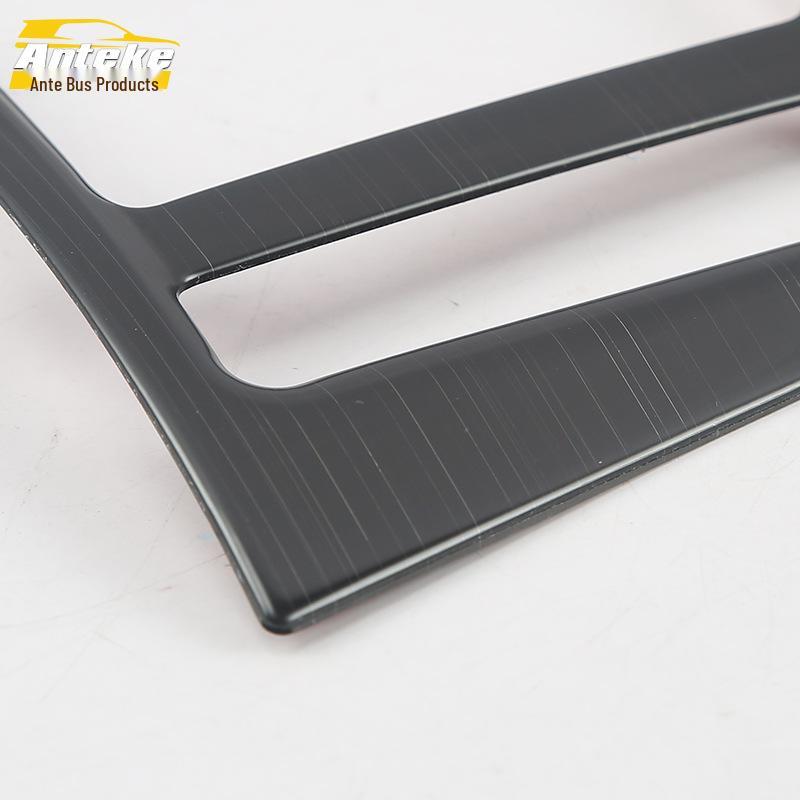 Compatible with 17 GM8 Models: Front Row Decorative Air Conditioning Outlet Frame & Dashboard Trim.