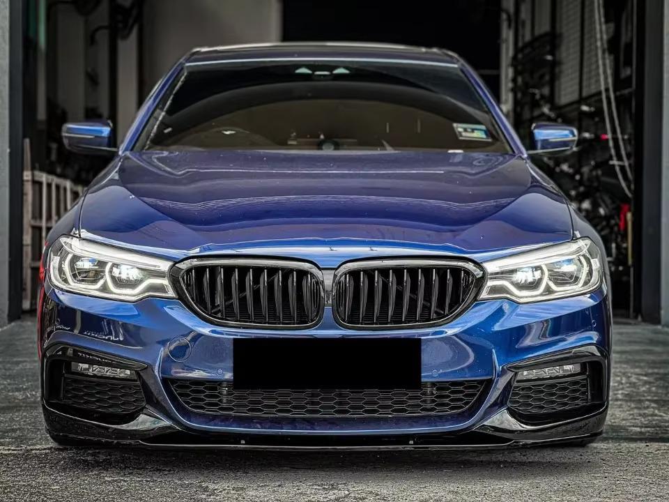 Обновленная решетка радиатора "двойные почки" для BMW 5 серии G30/G31 и M5 F90 (2021-2023 гг.)