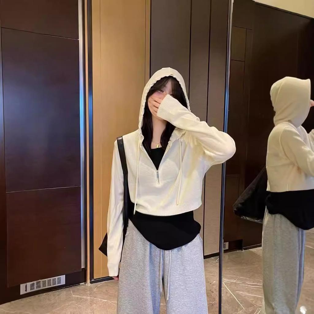 Women's Autumn and Winter Hooded Knit Long Sleeve Sweatshirt