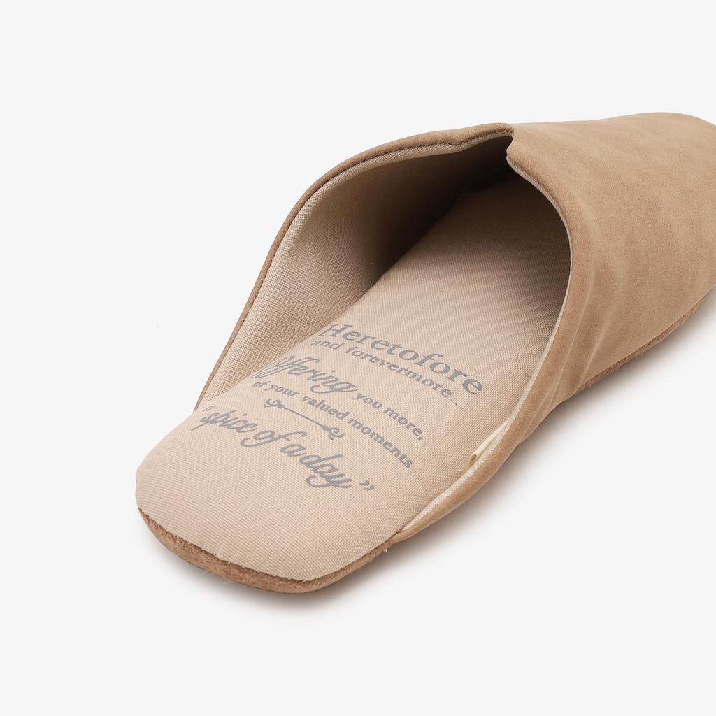 Afternoon Tea Домашняя обувь JE98 Простые бежевые тапочки/домашние туфли из синтетической кожи,