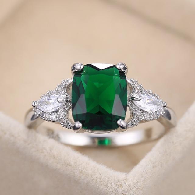 Retro High-Quality Silver Plated Band Rings for Women Luxury Inlaid Green Stone Jewelry Best Anniversary's Gift for Wife