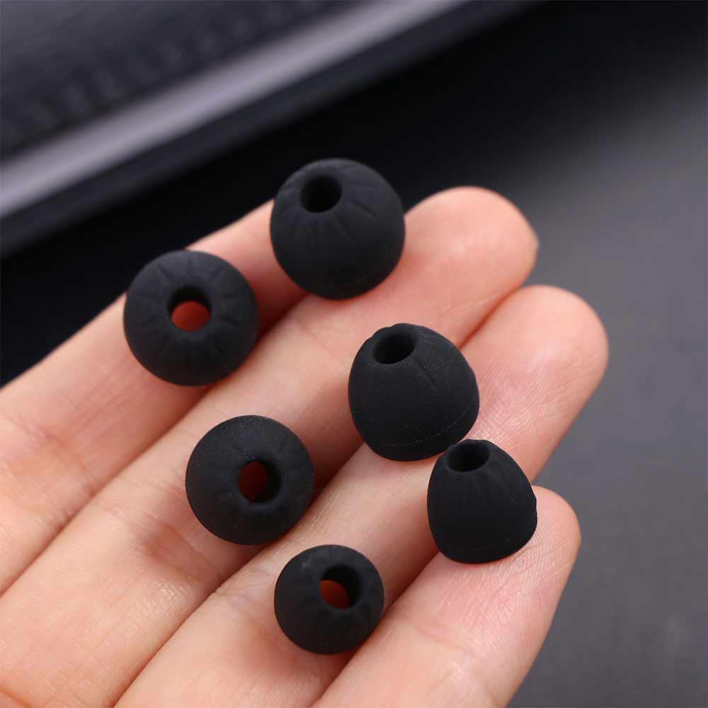 6Pcs In-Ear Earbuds Tip Silicone Covers Ear Pads Earbuds Replacement Tips Headphone Accessories