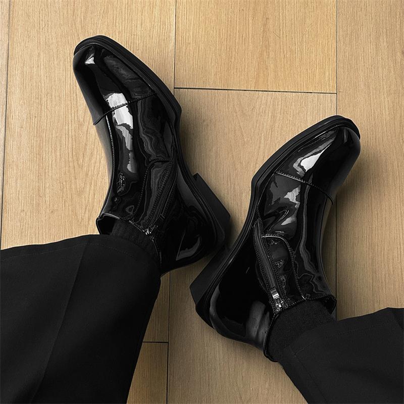 Модные лакированные черные мужские ботинки Модный и персонализированный стиль на толстой подошве Трендовые вечерние молодежные кожаные туфли больших размеров -46 Горячие