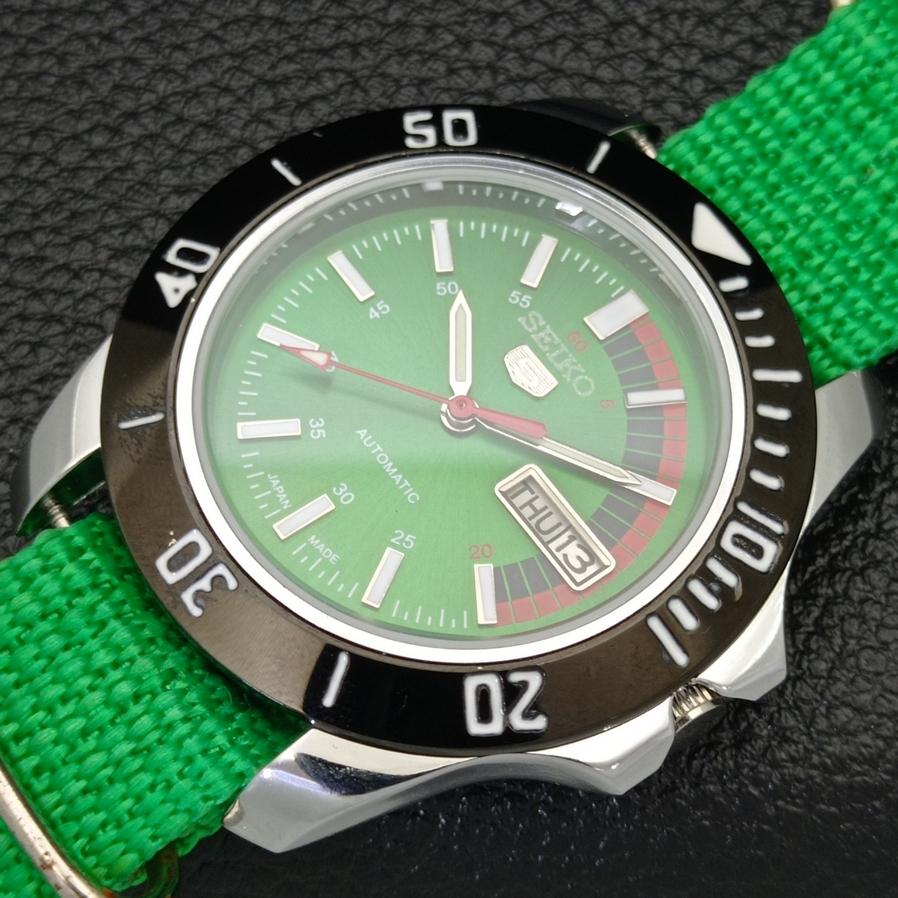 Seiko 5 JAPAN MENS AUTOMATIC 6309A REFURBISHED GREEN DIAL WATCH a426513-2