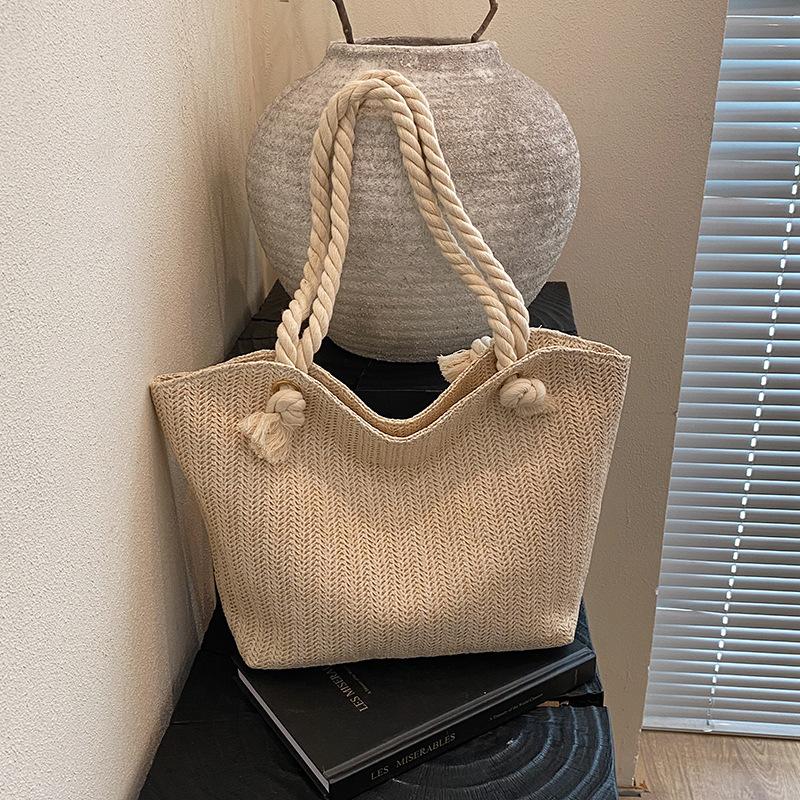 Straw Bag Women's 2025 New Summer Bag Simple Fashion Shoulder Bag Niche Versatile Women's Bag Niche
