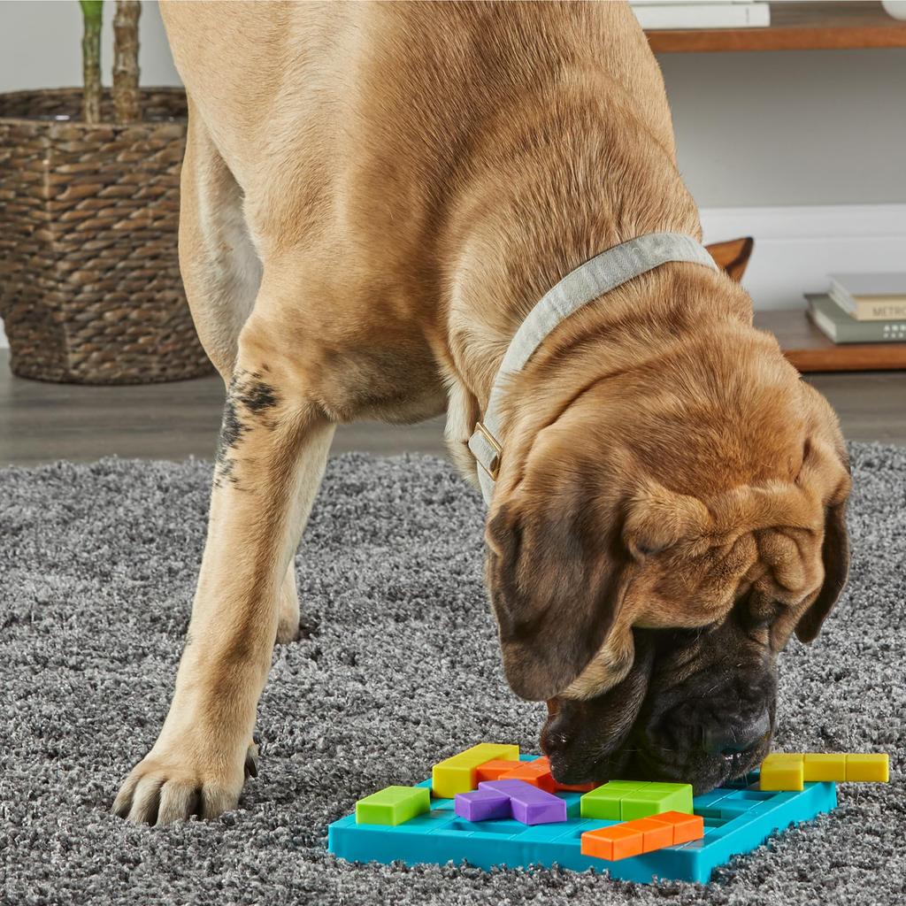 Brightkins Treats Block Puzzle для всех собак, предотвращает раннее обнаружение запаха носом, лакомства LER9392. Подлинный внешний вид продукта! Породы, Питание, Работа,