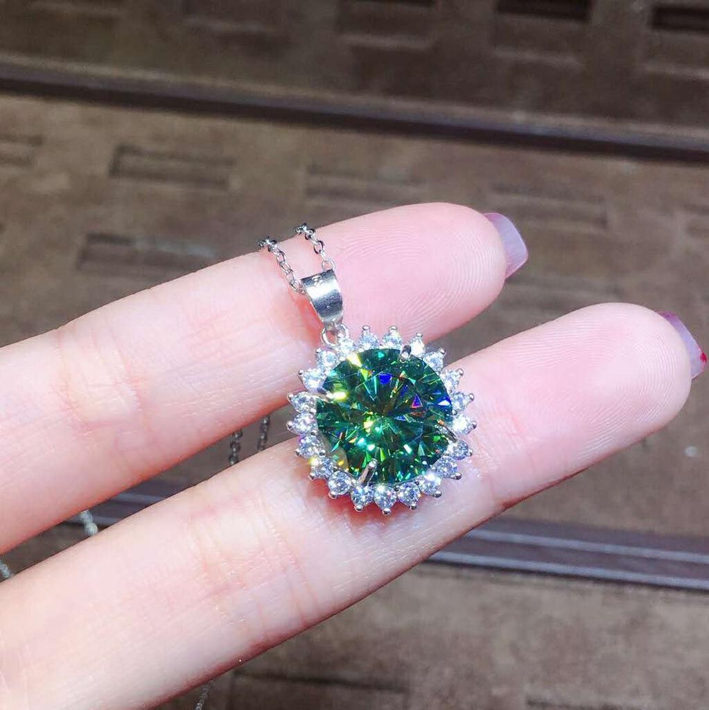 BELLA BOX Classic Green Pendants Necklaces For Women Charm Wedding Engagement Fine Jewelry