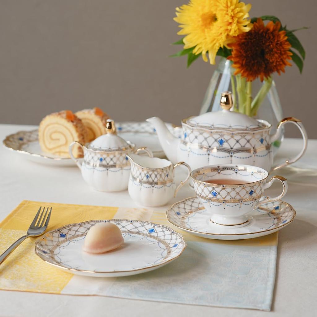 NARUMI Prima Donna Made In Elegant Milk Gift Creamer, 130cc, Gold, Japan, Stylish, Gorgeous, Pitcher, Boxed, 52476-4212