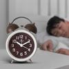 Часы в скандинавском стиле Простой звон Будильник Детские Учебные Прикроватные часы Ночник