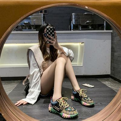 Европейская станция Низкие кроссовки со стразами Дуриановые туфли для женщин 2024 Новые туфли на плоской подошве с бриллиантами для женщин Повседневная спортивная обувь