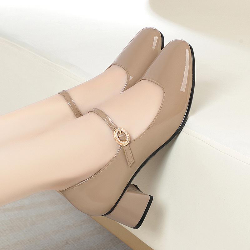 Soft Leather Soft Sole Women's Shoes Comfortable and Fashionable Leather Shoes Spring and Summer Single Buckle Women's Shoes