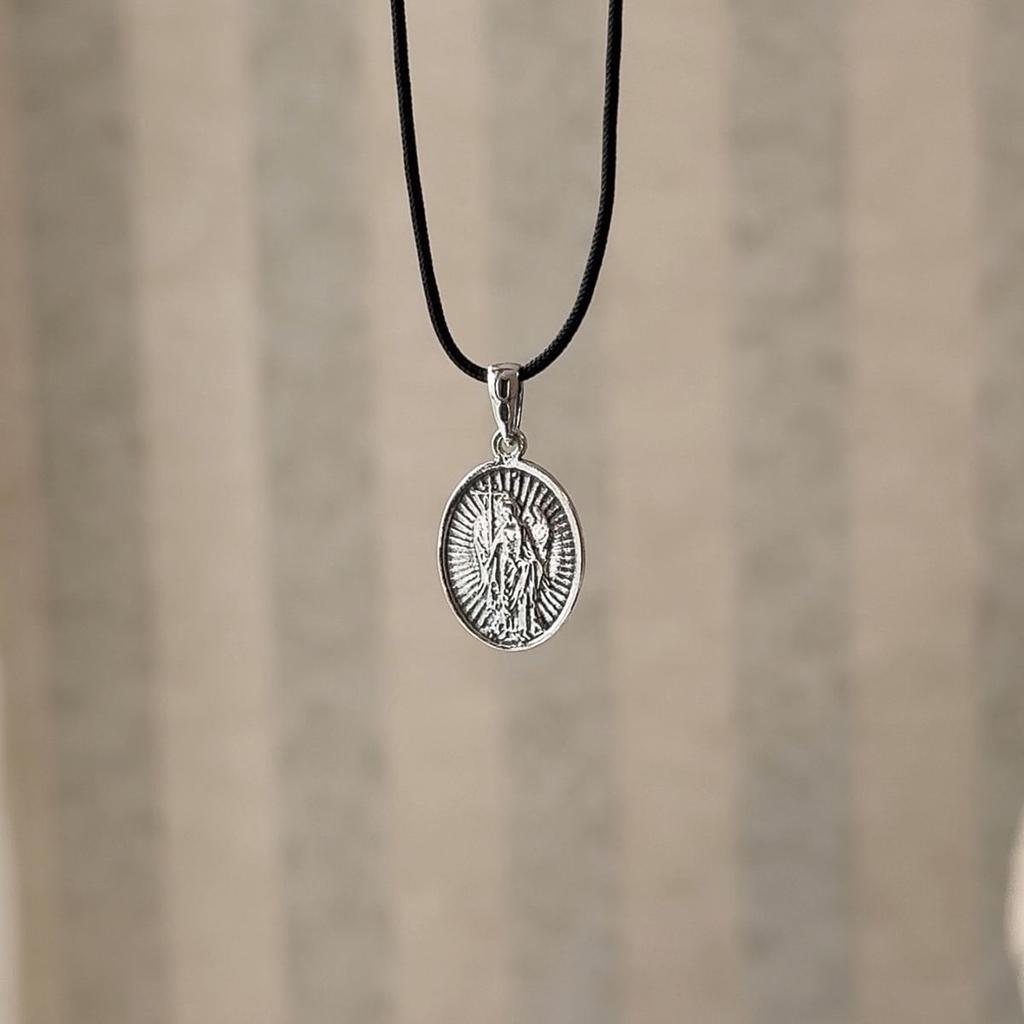 Серебряная подвеска без камней (2156130)